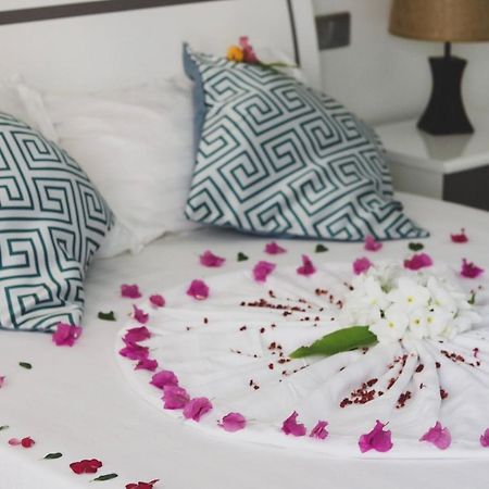 Fiyala Homestay Addu City Exterior foto